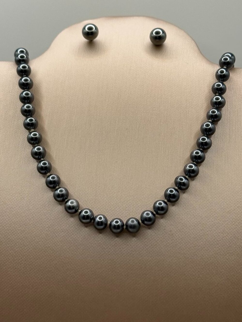 Dark Gray Faux Pearl Necklace & Earring Set